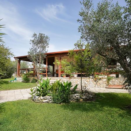 Casa Vacanza Russo Fernando Alimini Exterior foto