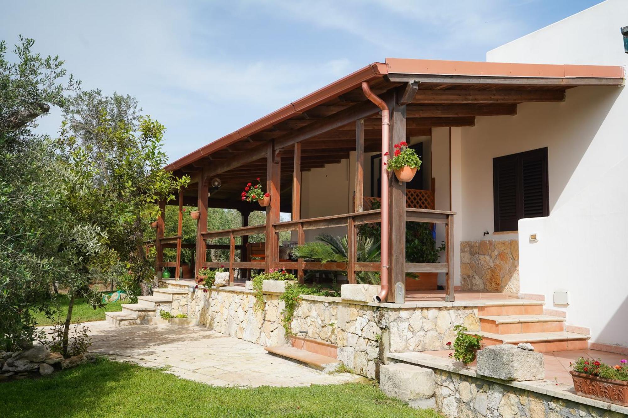 Casa Vacanza Russo Fernando Alimini Exterior foto