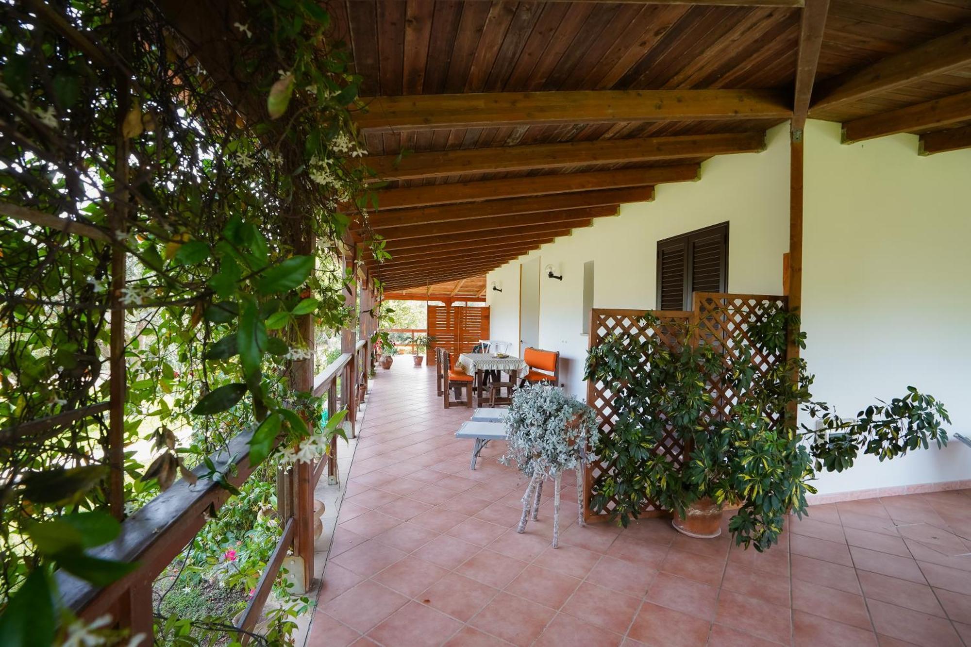 Casa Vacanza Russo Fernando Alimini Exterior foto