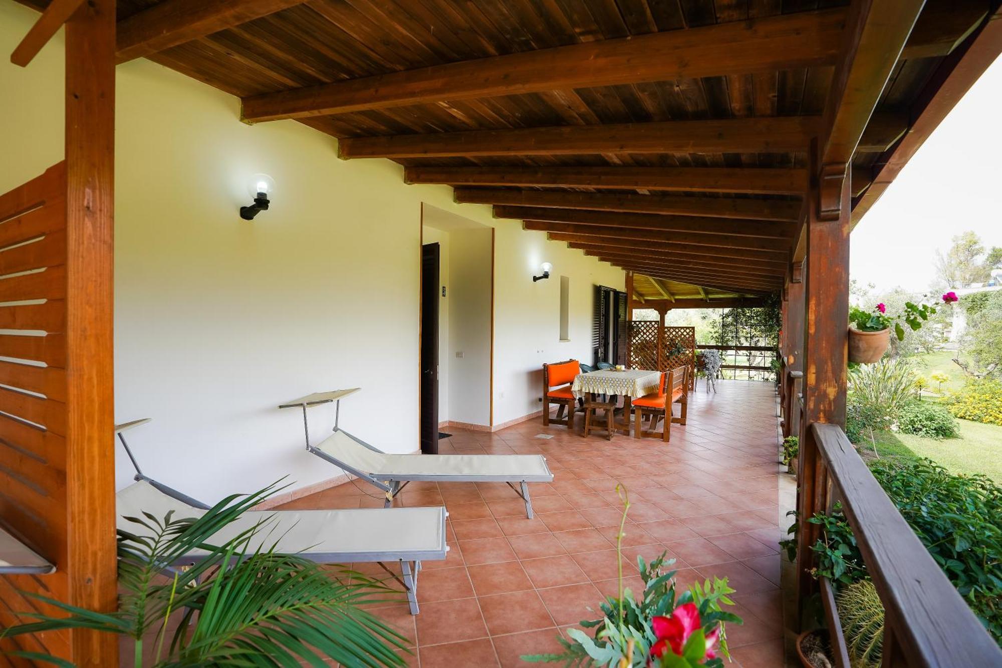 Casa Vacanza Russo Fernando Alimini Exterior foto