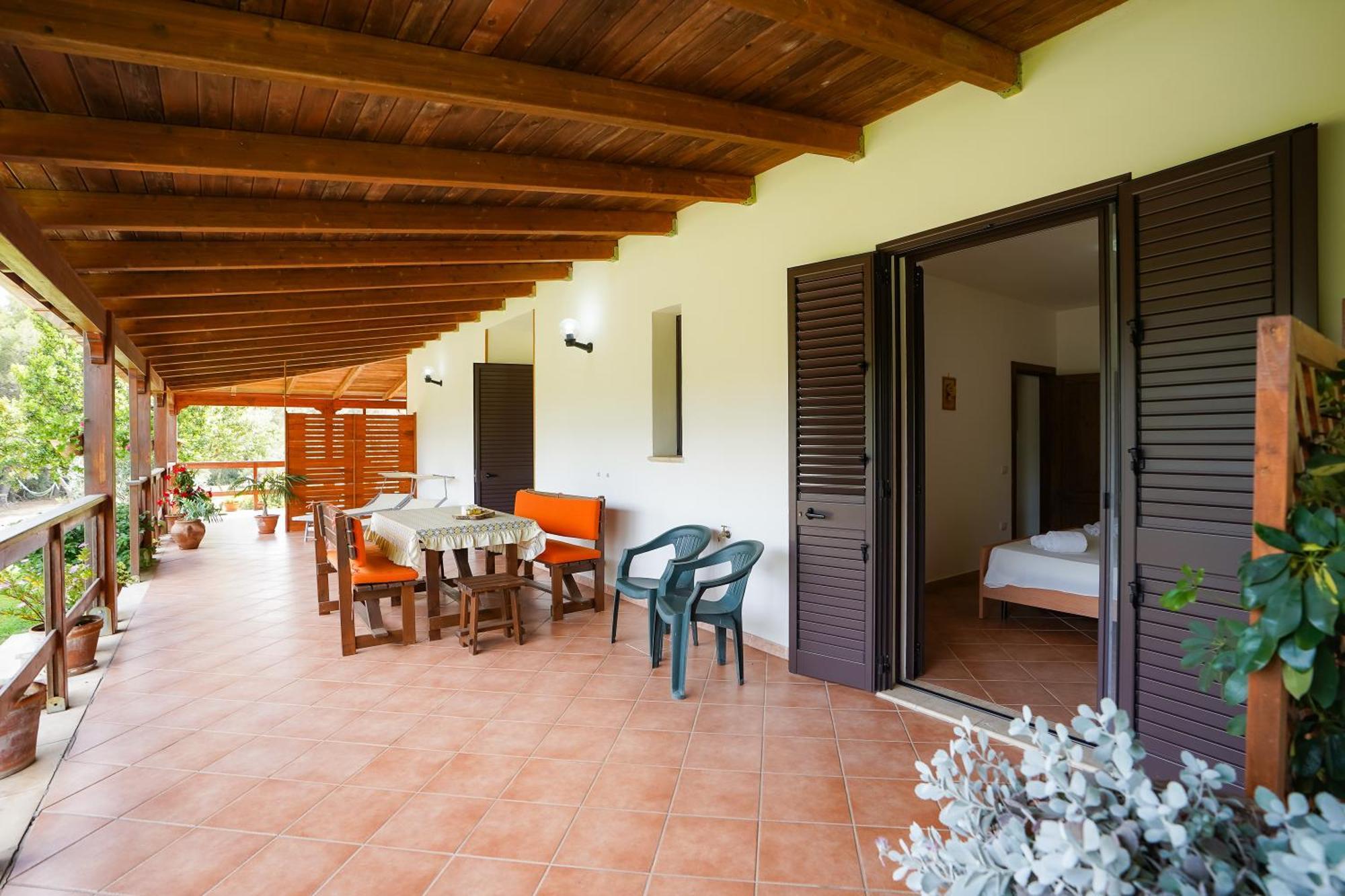 Casa Vacanza Russo Fernando Alimini Exterior foto